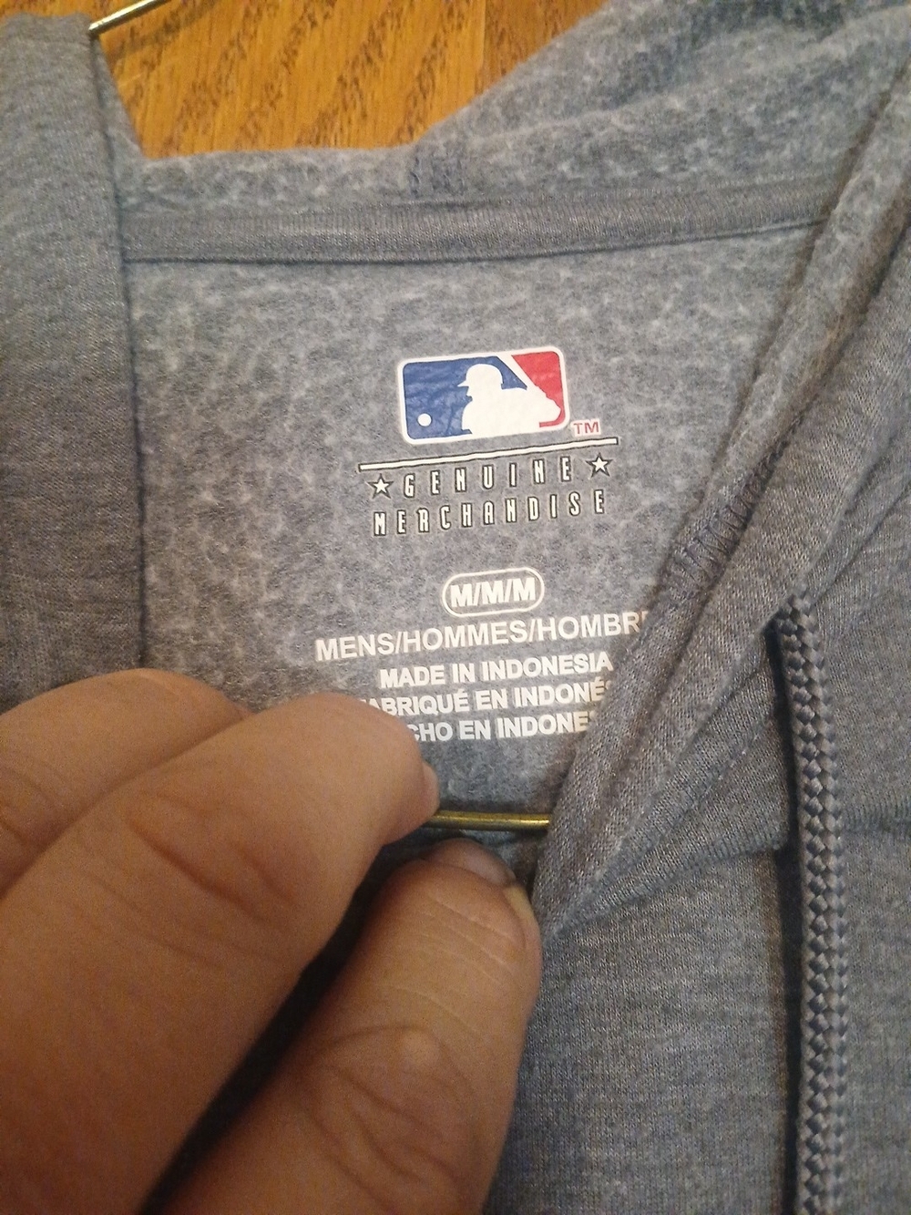 MLB Gaints Grey Hooded Sweatshirt - Men's Medium
